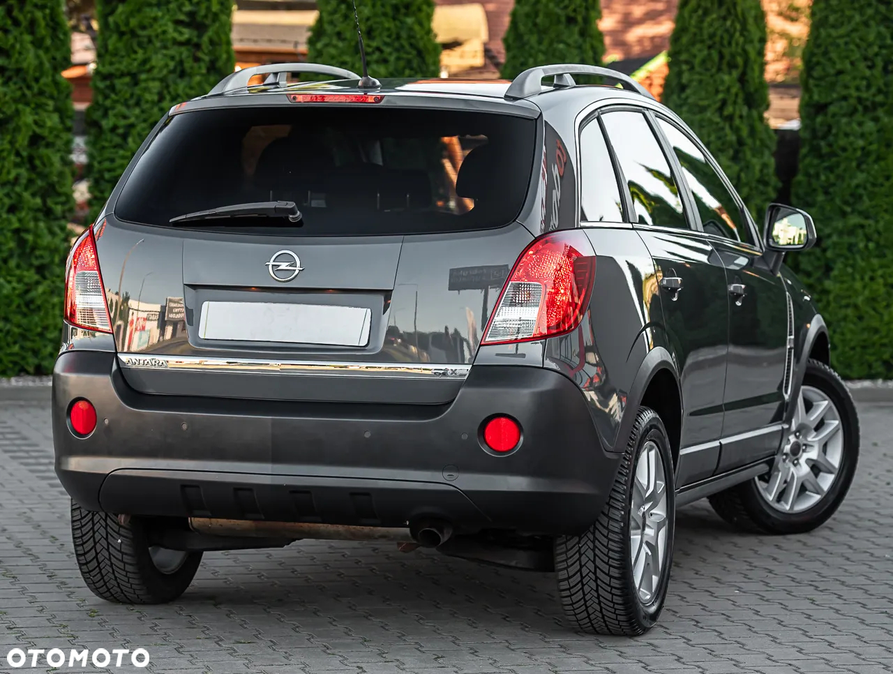 Opel Antara 2.4 4x4 Cosmo - 12
