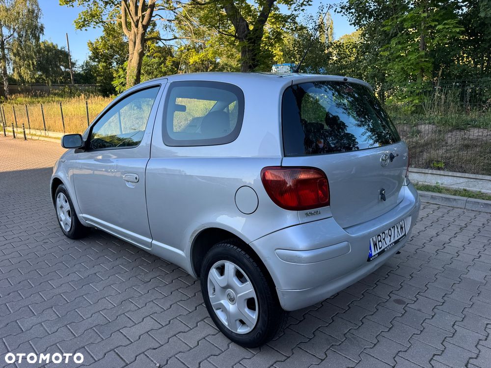 Toyota Yaris 1.3 VVT-i Travel - 2