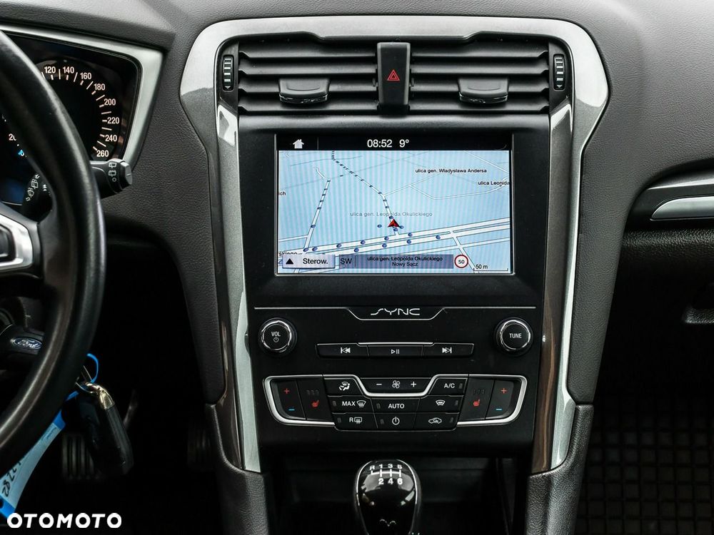 Ford Mondeo - 28