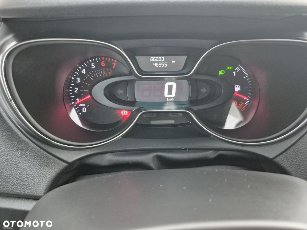 Renault Captur - 26
