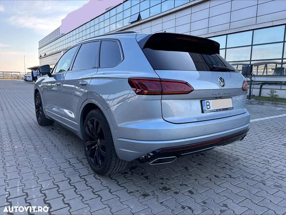 Volkswagen Touareg V6 TDI 4MOTION R-Line - 4
