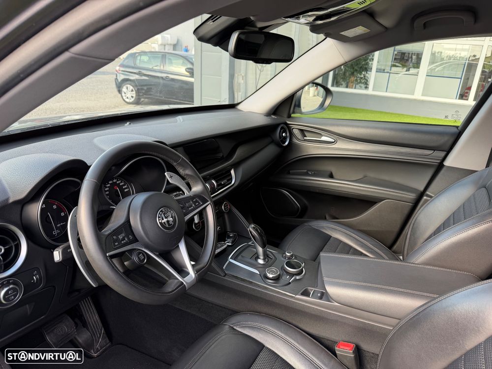 Alfa Romeo Stelvio 2.2 D Super AT8 - 10