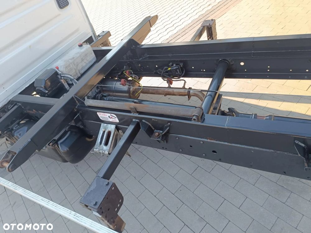 Iveco 50c15 Daily 2017 rok Mały przebieg resory 2017 Manual do selektywnej zbiórki odpadów - 12