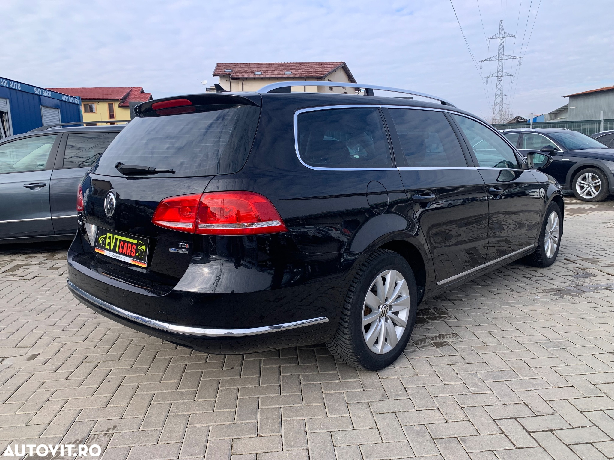 Volkswagen Passat - 16