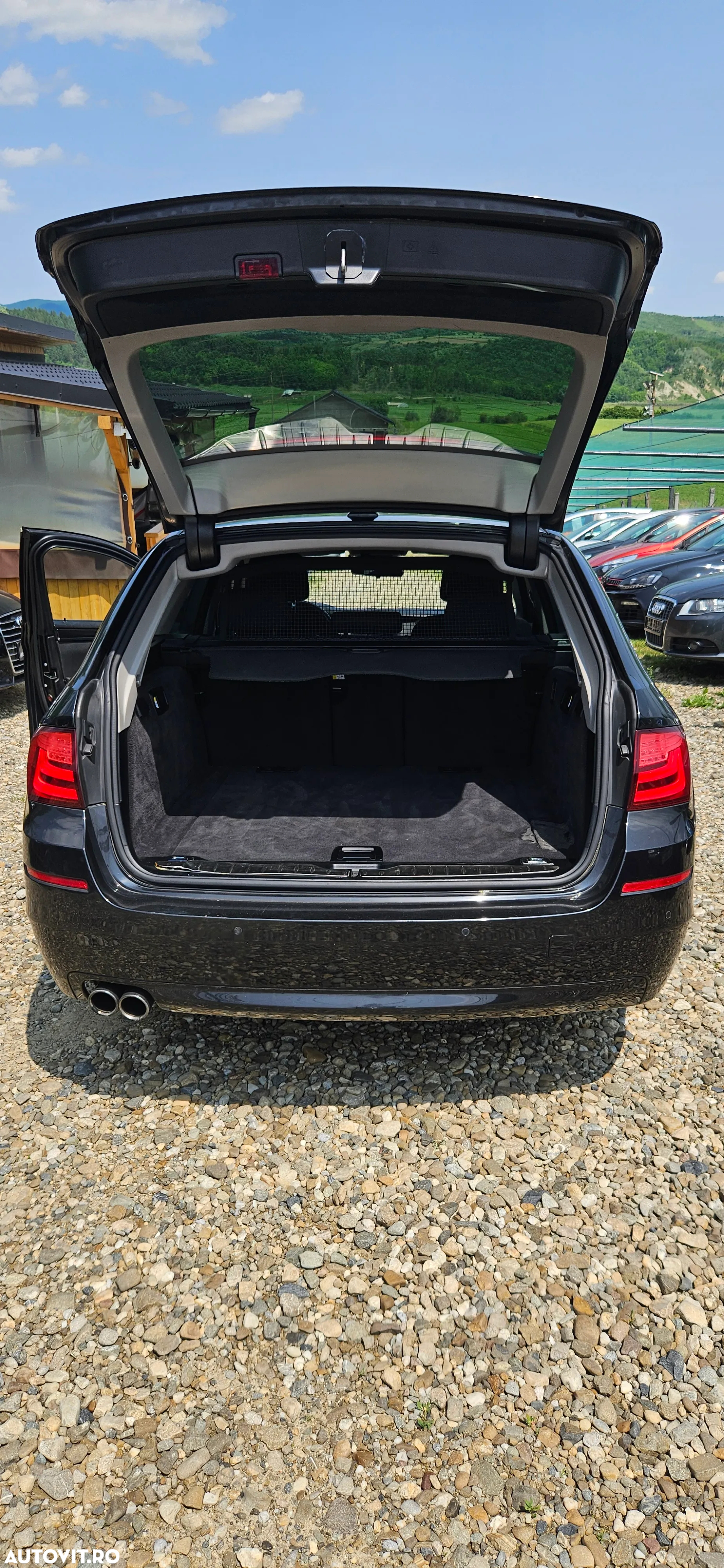 BMW Seria 5 520d - 7