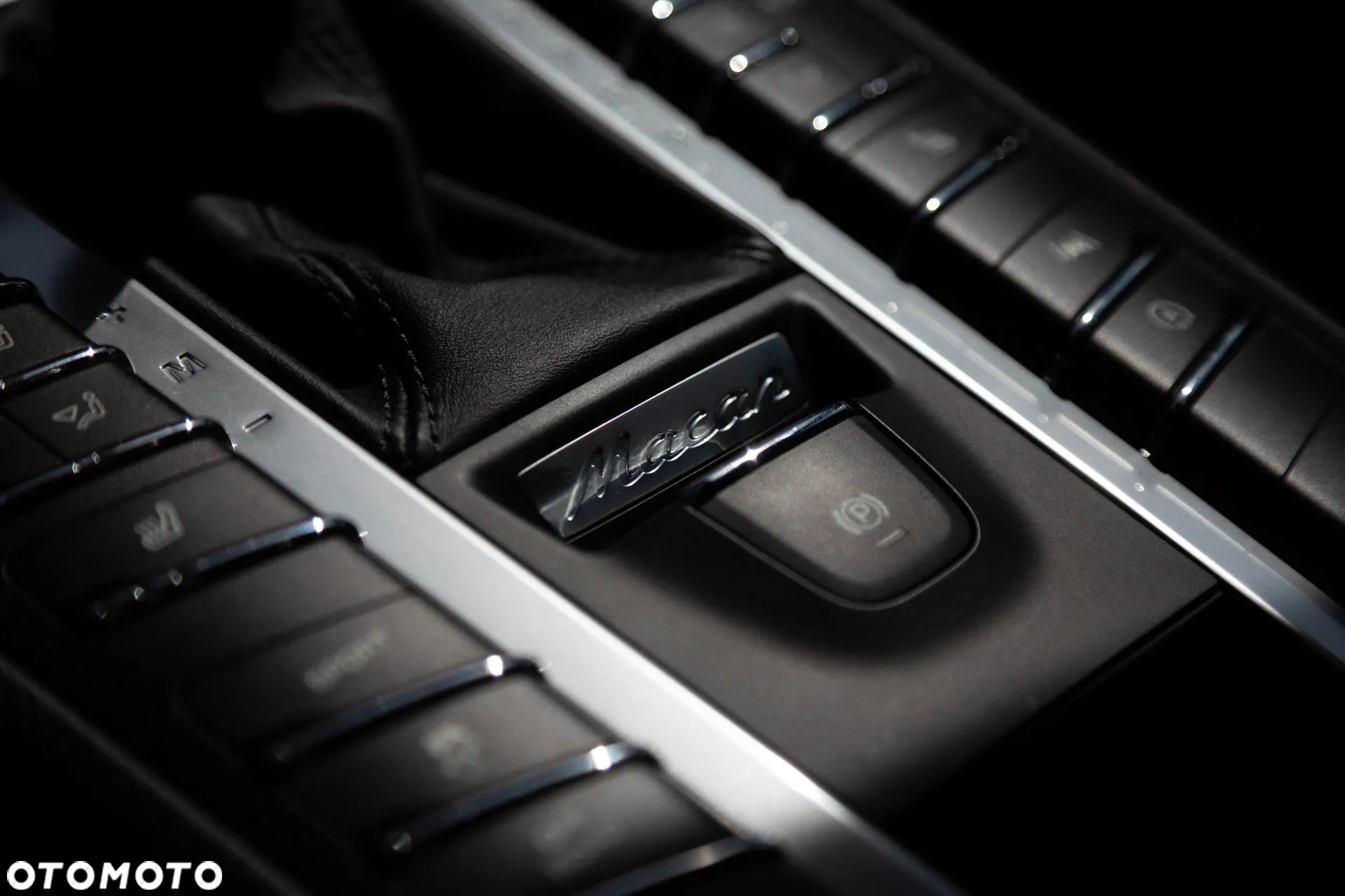 Porsche Macan Standard - 18