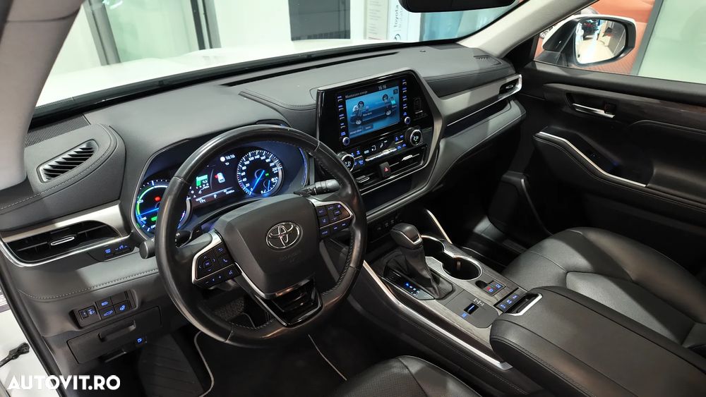 Toyota Highlander 2.5 L Dynamic Force 248CP Exclusive Pearly - 16