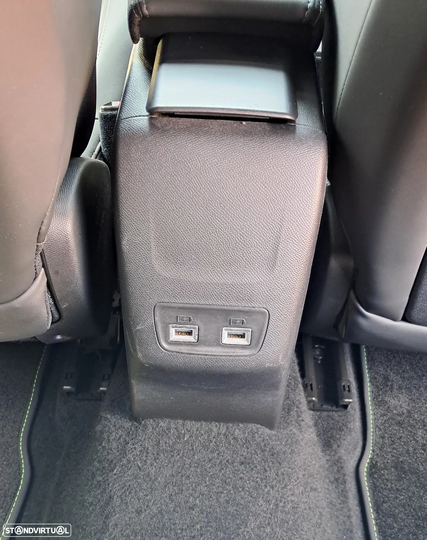 Peugeot 2008 1.2 PureTech GT - 15