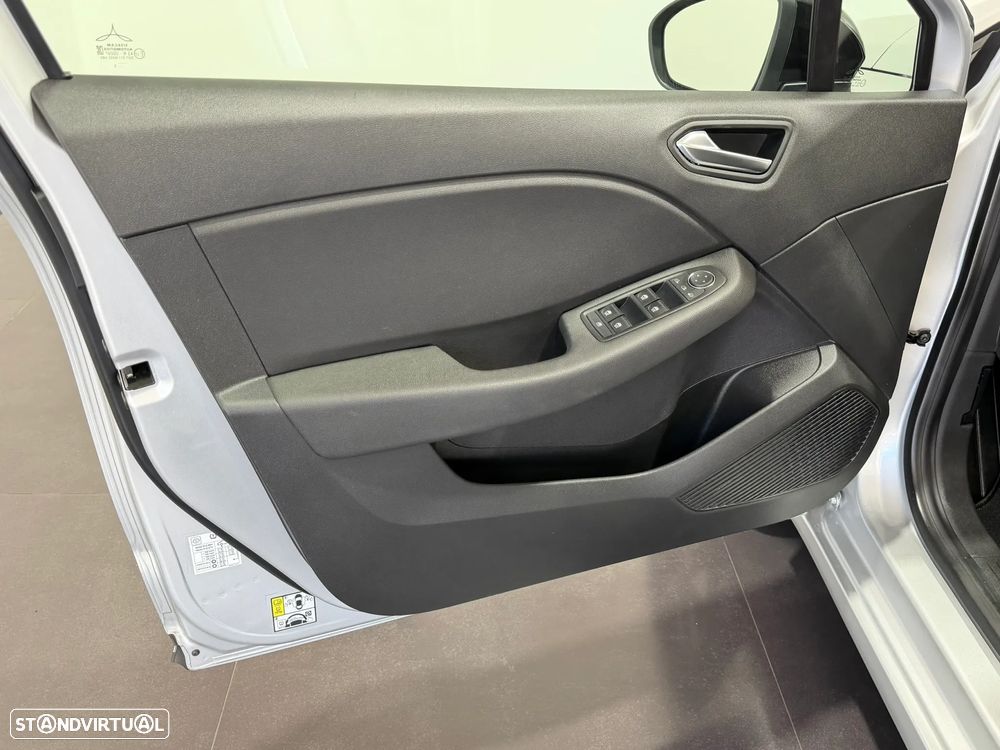 Renault Clio 1.0 TCe Evolution Bi-Fuel - 19