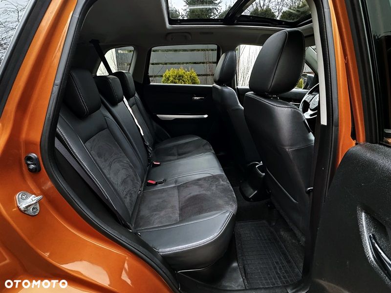 Suzuki Vitara - 12