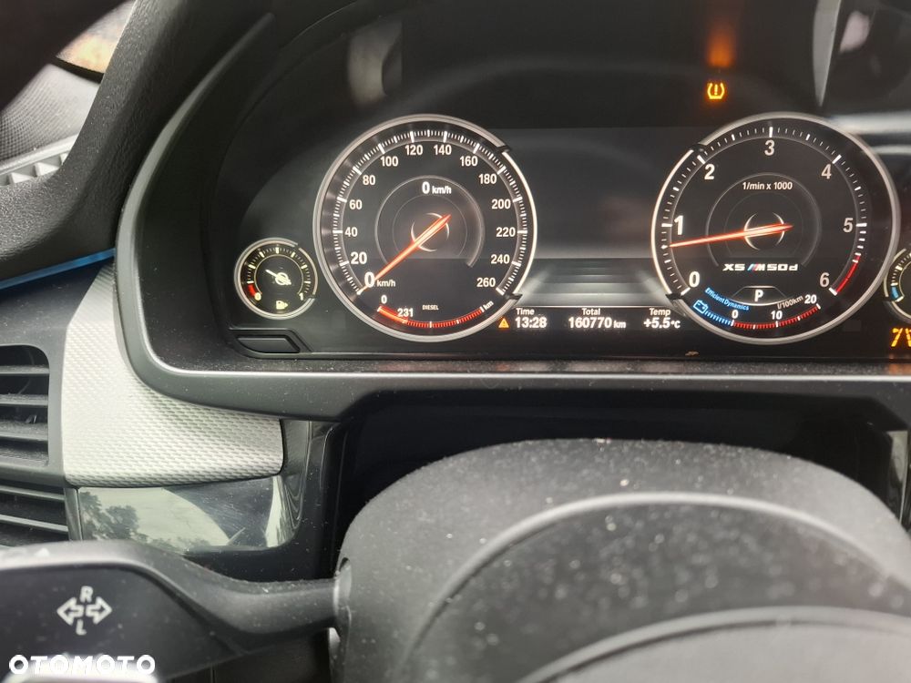 BMW X5 3.0si xDrive - 8