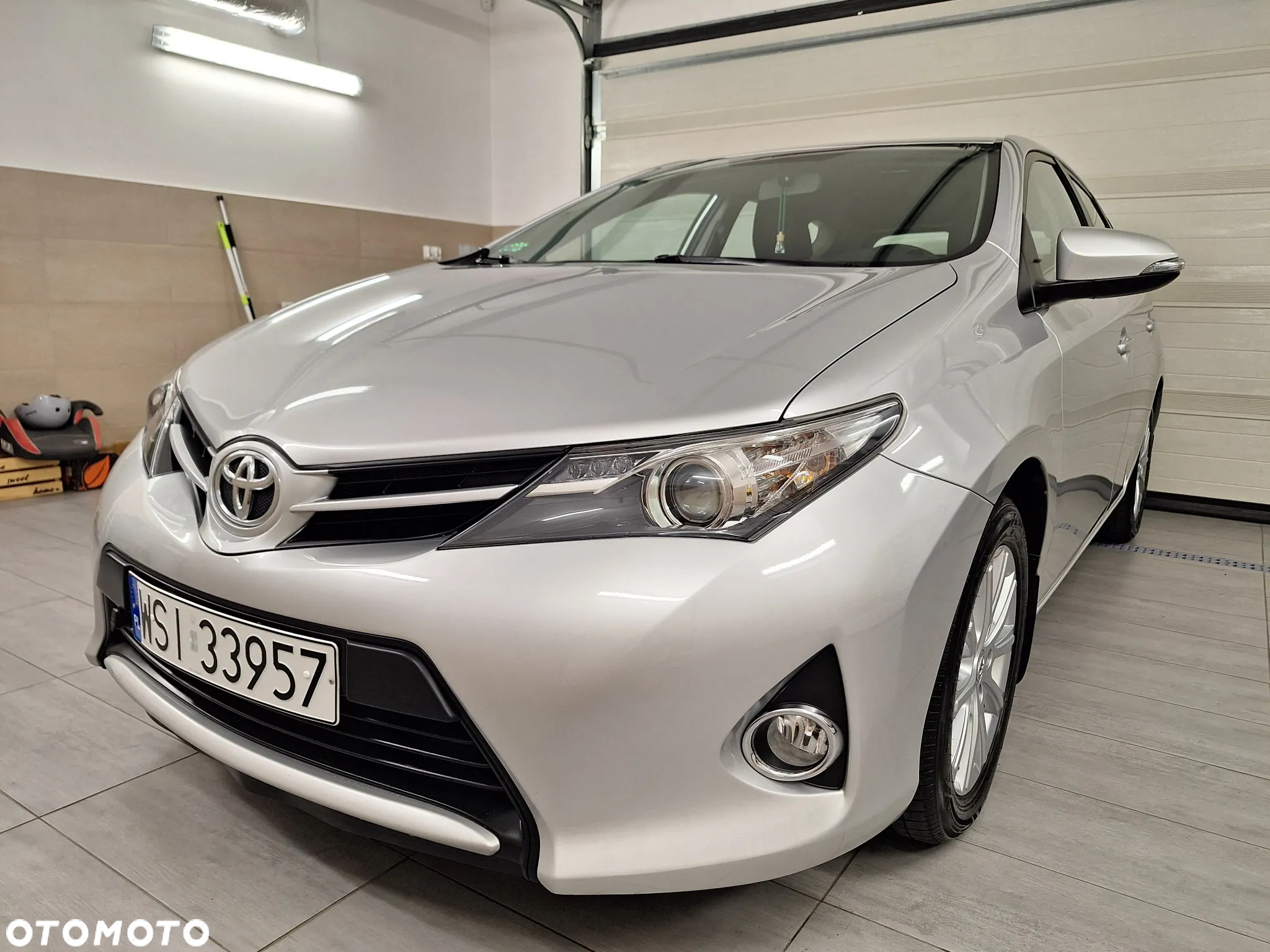 Toyota Auris 1.6 Valvematic Comfort - 4