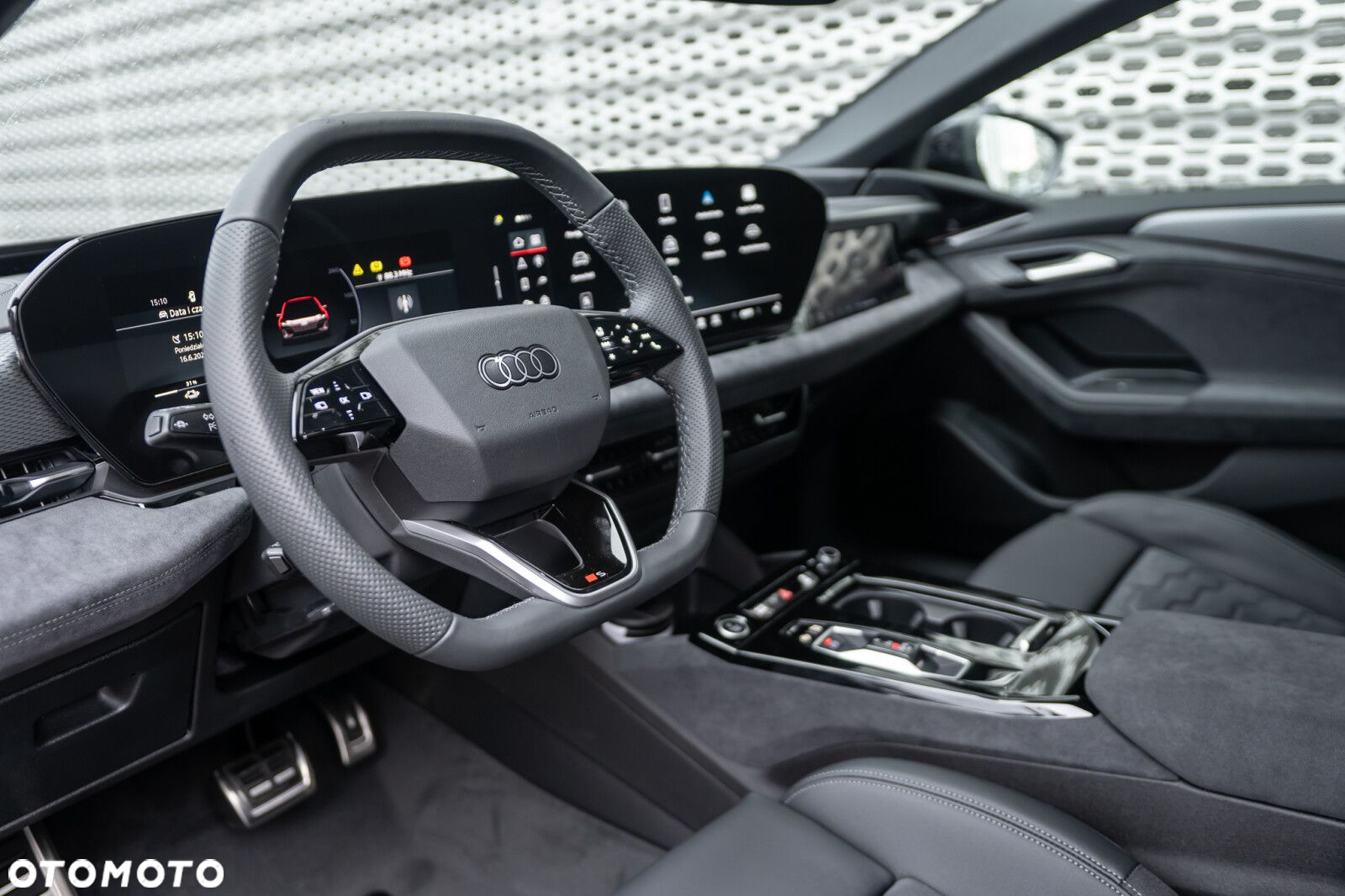 Audi A6 Sportback e-tron - 13