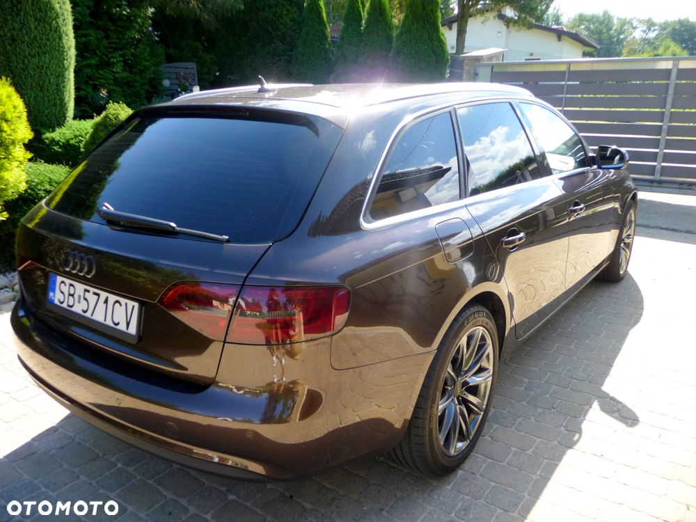 Audi A4 Avant - 4