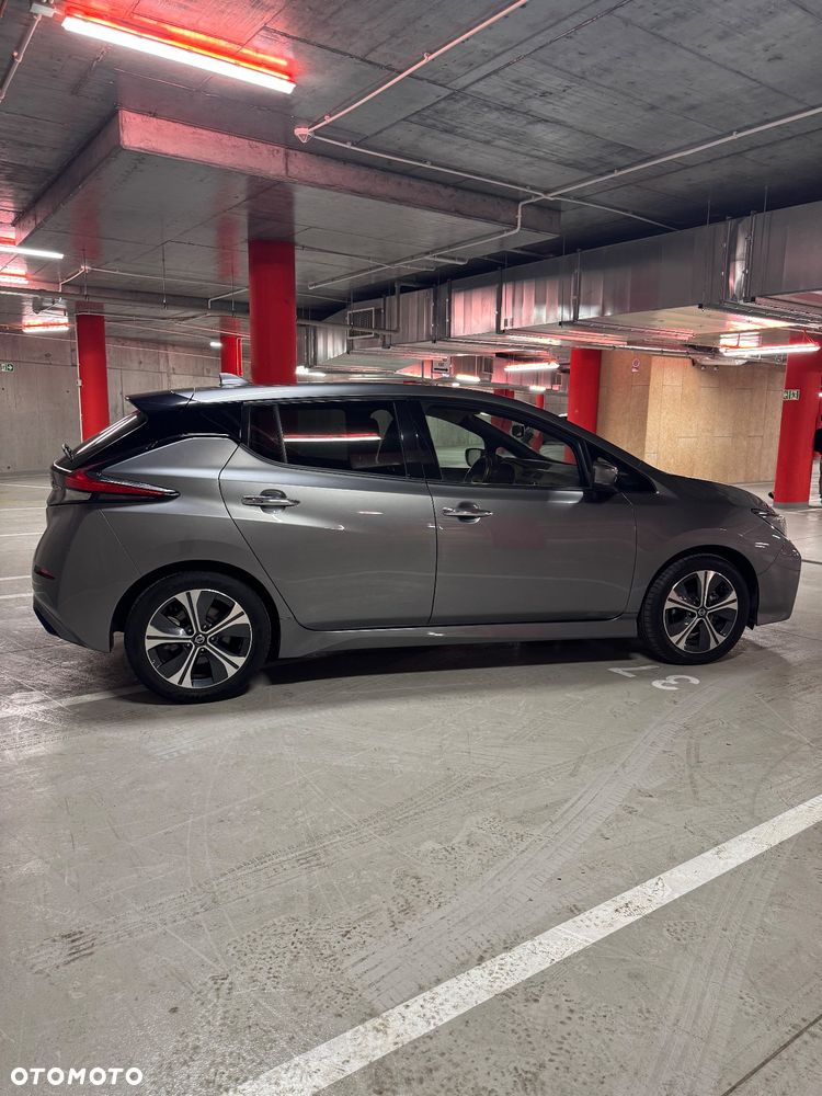 Nissan Leaf 40 kWh N-CONNECTA - 11