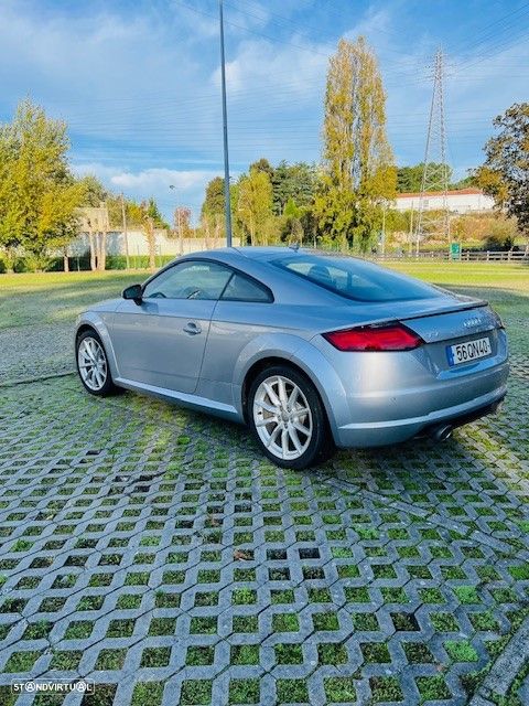 Audi TT Coupé - 8