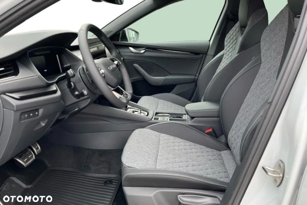 Skoda Octavia 1.5 TSI mHEV Drive Selection DSG - 13