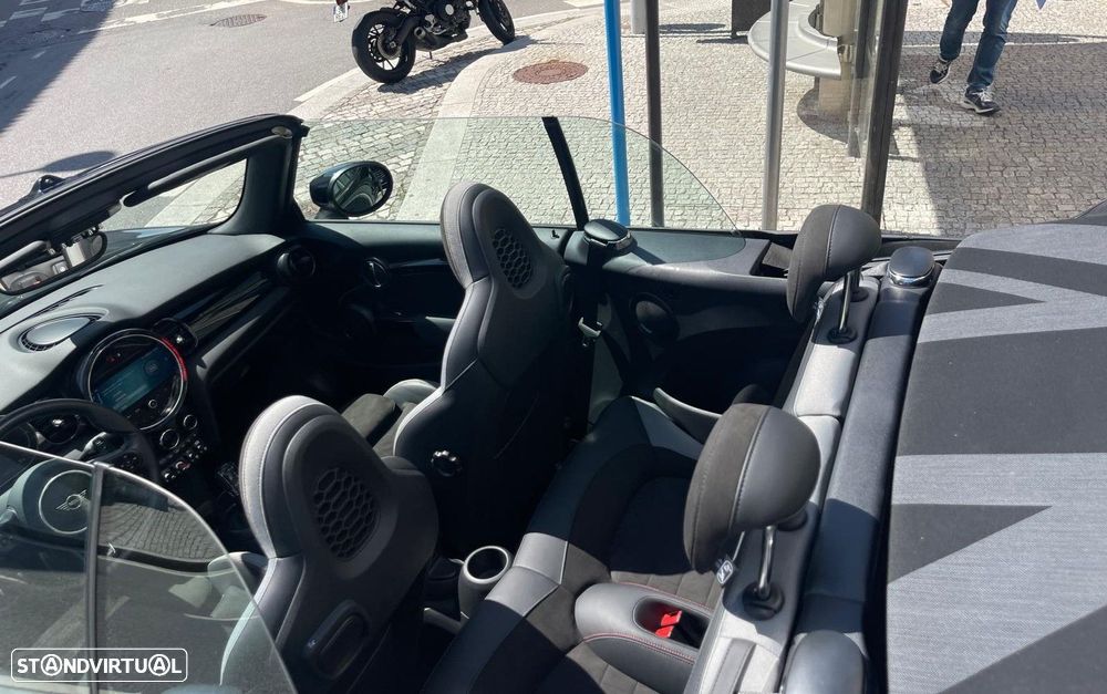 MINI Cabrio Cooper S Premium JCW Auto - 15