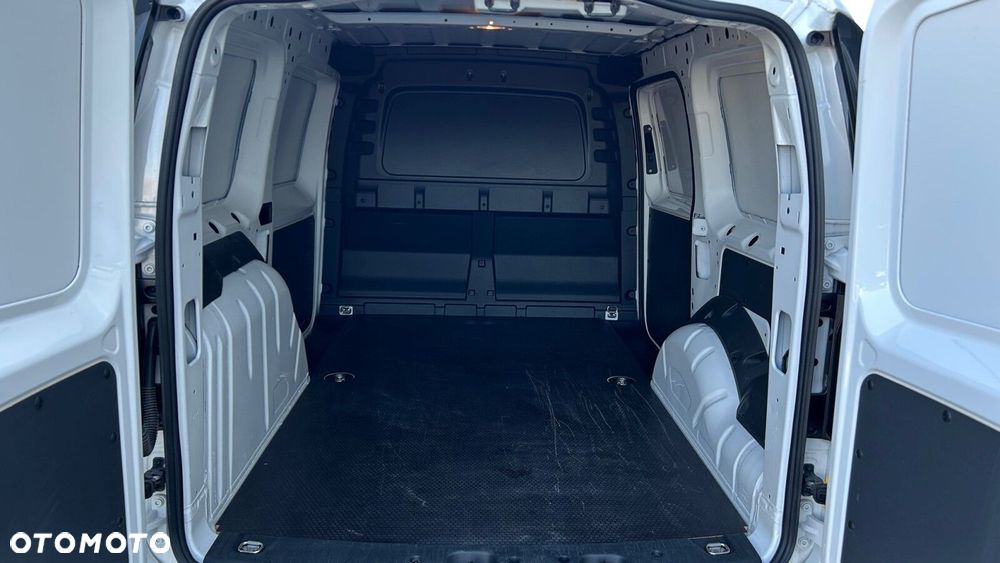 Volkswagen Caddy MAXI CARGO TDI 90kW manulana 6-cio biegowa - 13