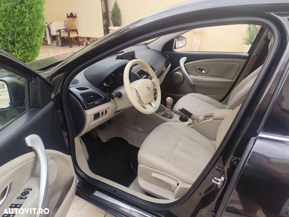 Renault Fluence - 11