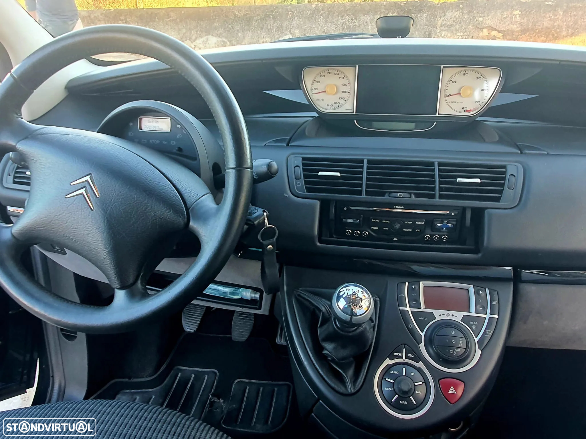 Citroën C8 - 17