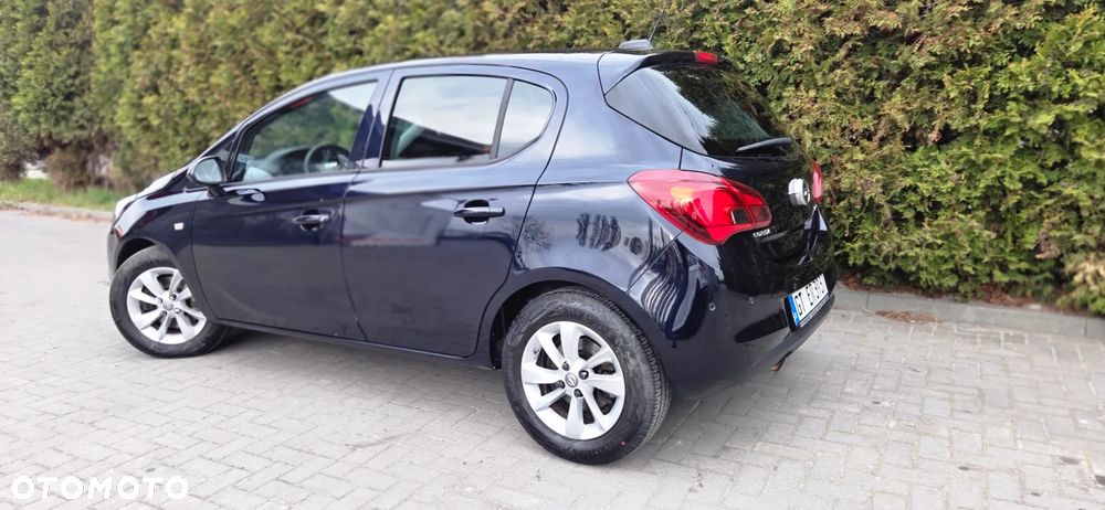 Opel Corsa 1.4 16V Innovation - 10