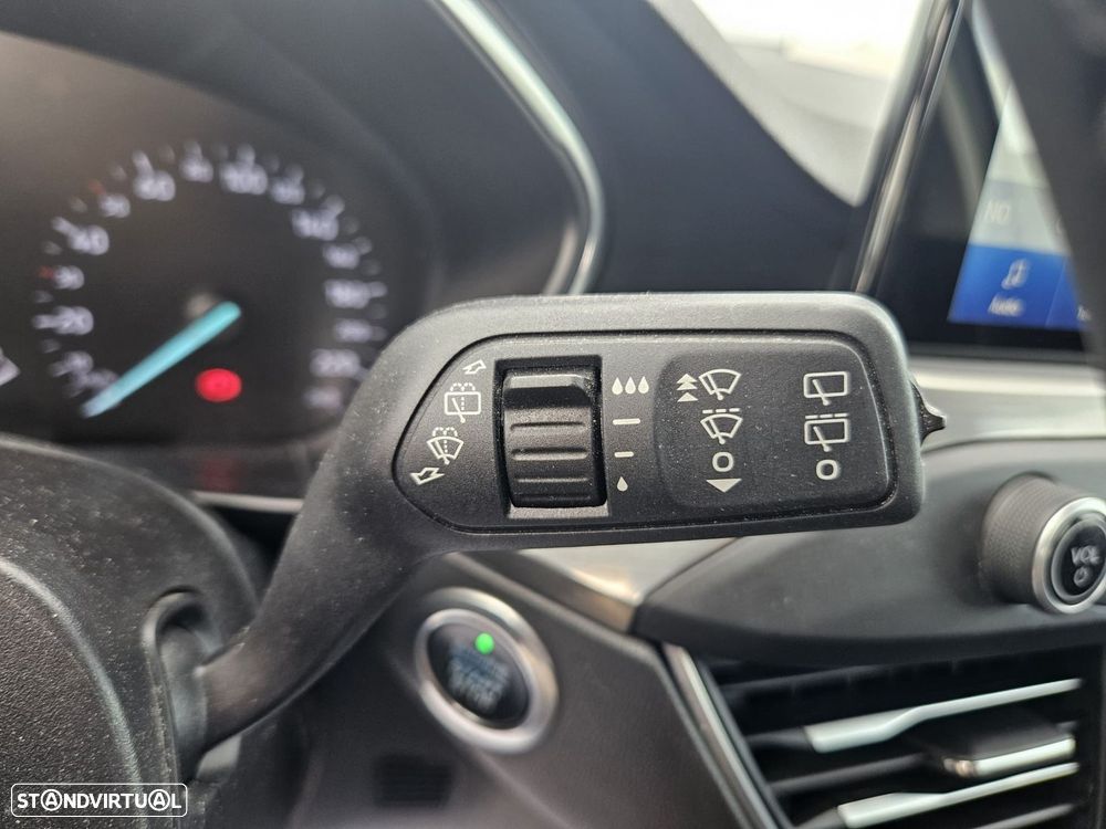 Ford Focus SW 1.0 EcoBoost Titanium - 38