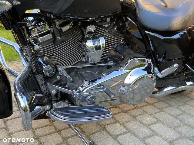 Harley-Davidson Touring Road Glide - 22
