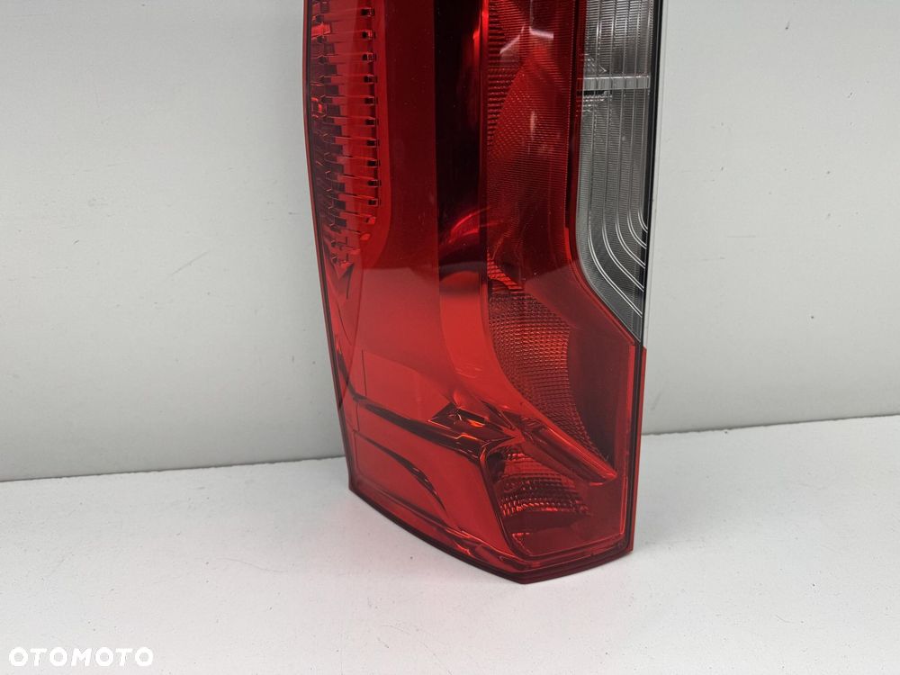 Tylna Lewa Lampa  Mercedes sprinter 907 A9108200200 - 3