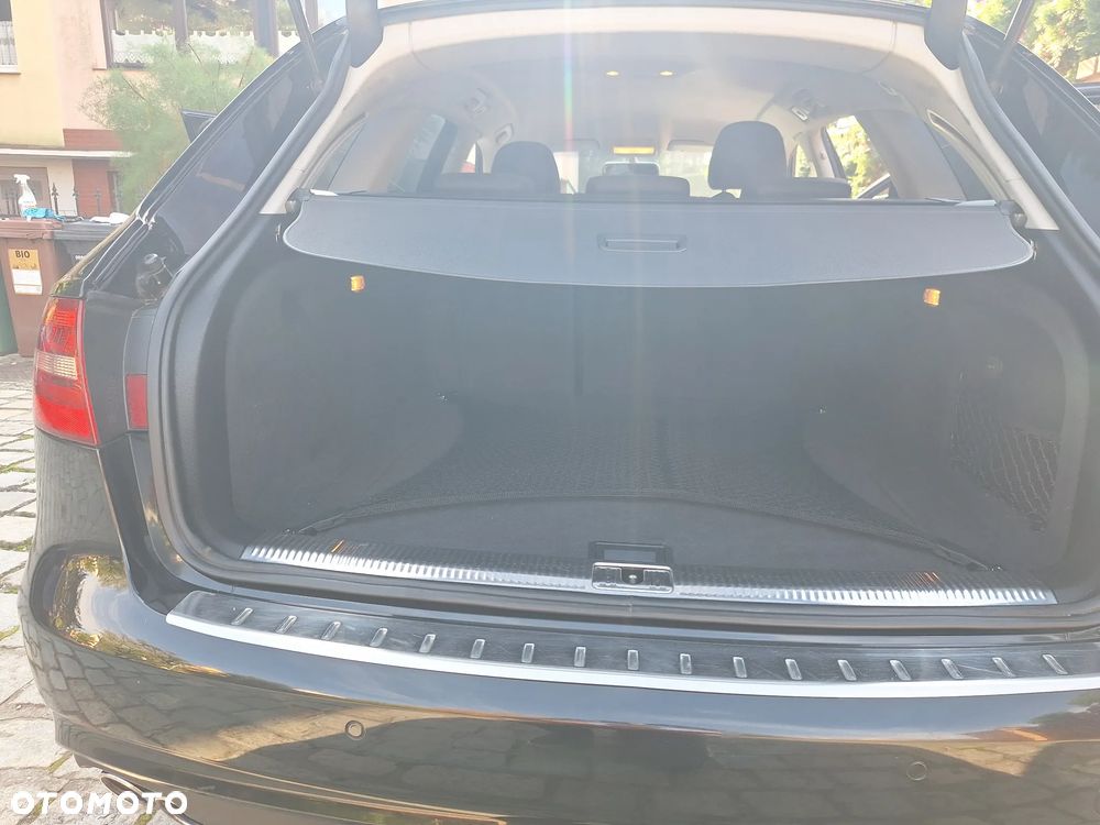Audi A4 Avant - 11