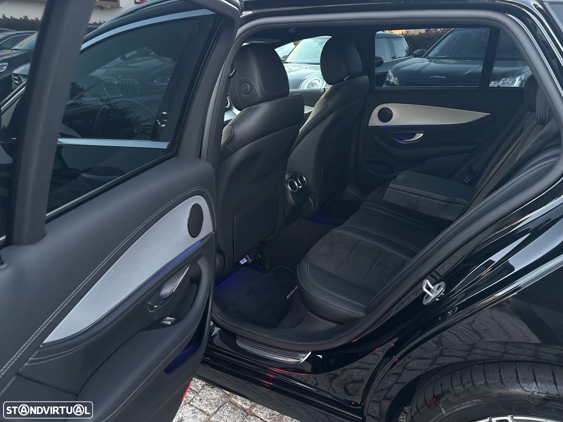 Mercedes-Benz E 300 de AMG Line - 25