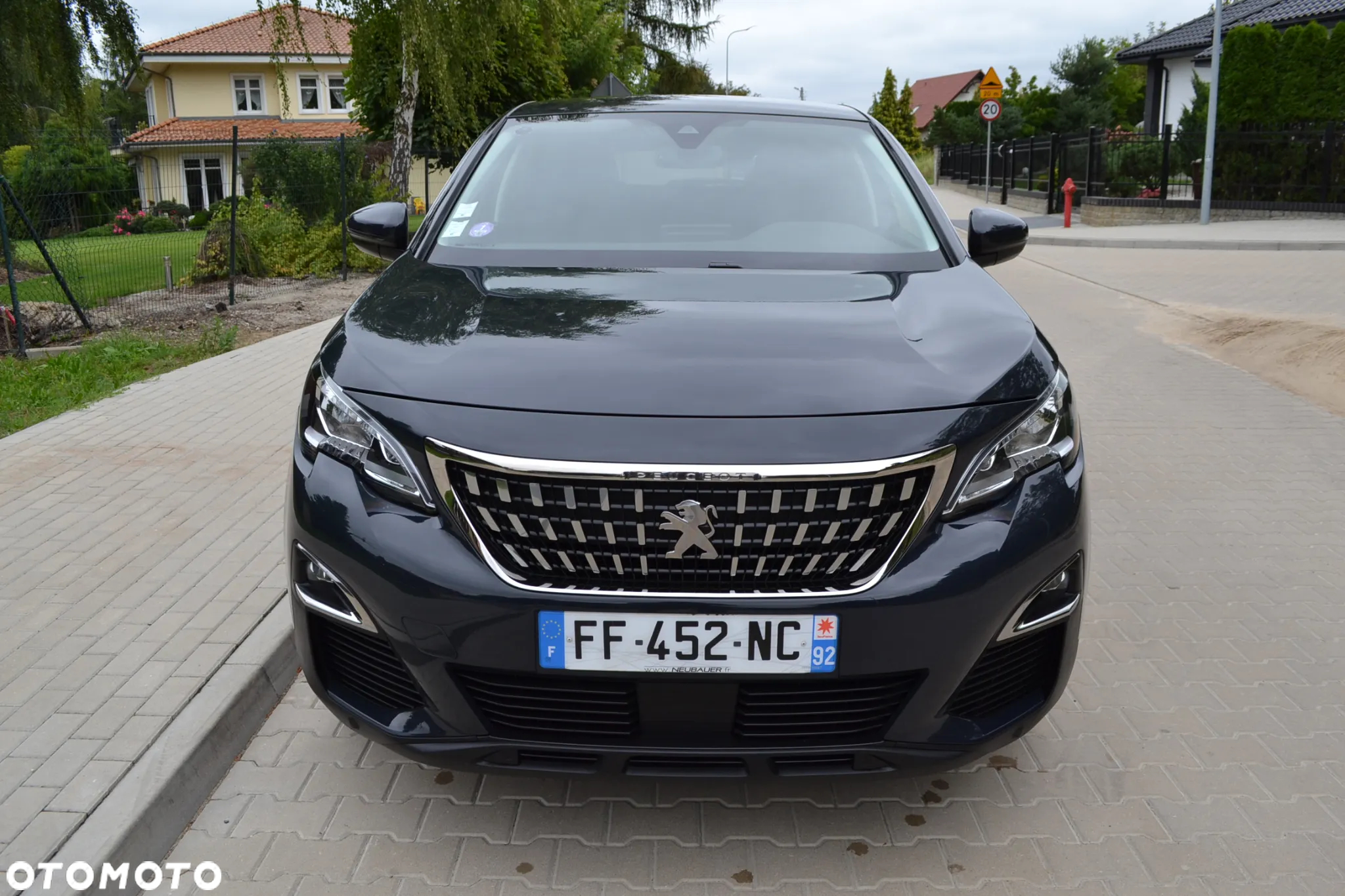 Peugeot 3008 1.2 PureTech GPF Active S&S EAT8 - 14