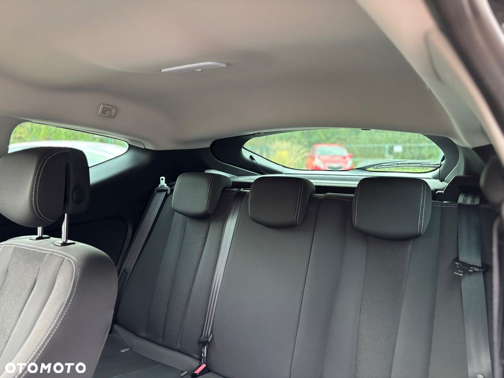 Renault Megane TCe 130 Coupe Dynamique - 17