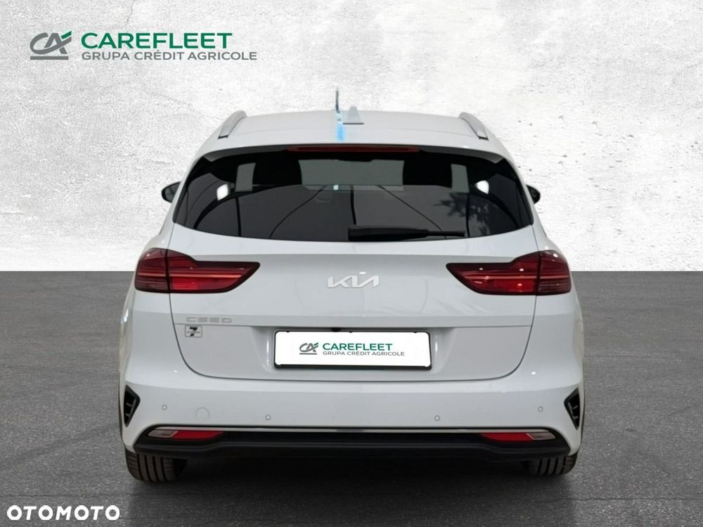 Kia Ceed - 7