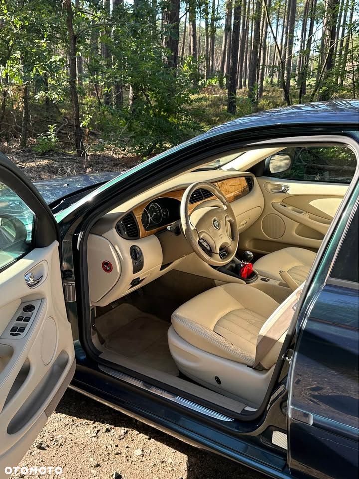 Jaguar X-Type 2.0 Entry/Classic - 12
