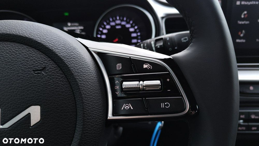 Kia Ceed - 17
