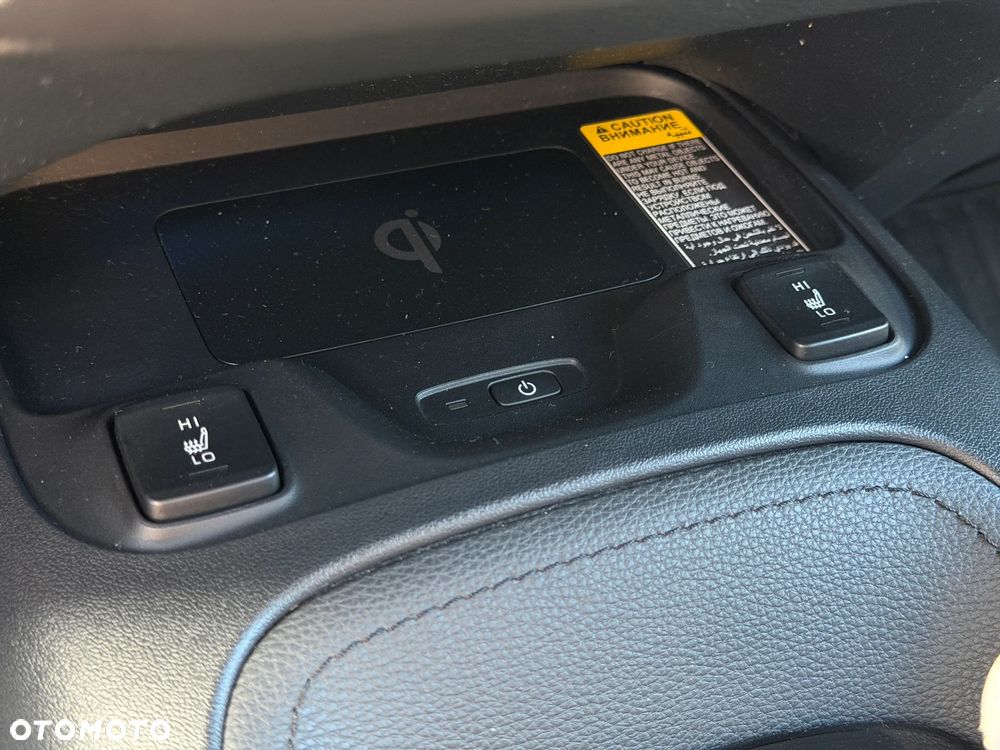 Toyota Corolla 1.8 Hybrid GPF Executive - 18