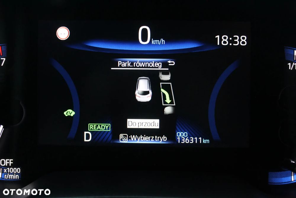 Toyota Corolla 1.8 Hybrid Comfort - 38