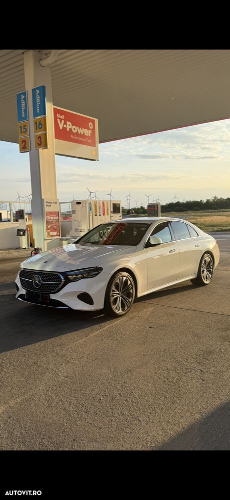Mercedes-Benz E 300 PHEV - 1
