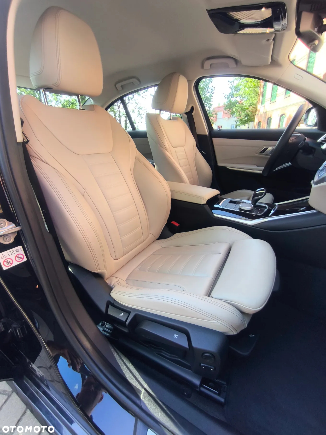 BMW Seria 3 330e - 18