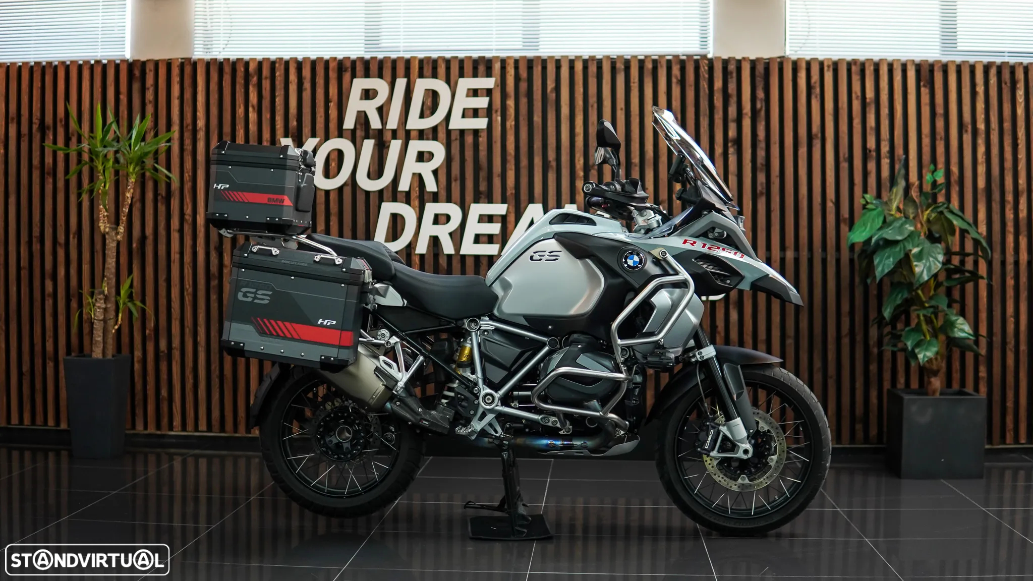 BMW R 1250 GS Adventure C/ AKRAPOVIC COMPLETO - 53