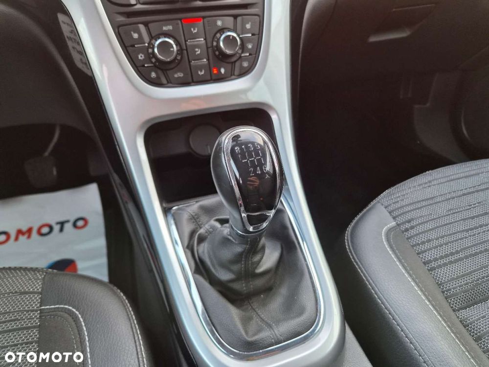 Opel Astra - 25