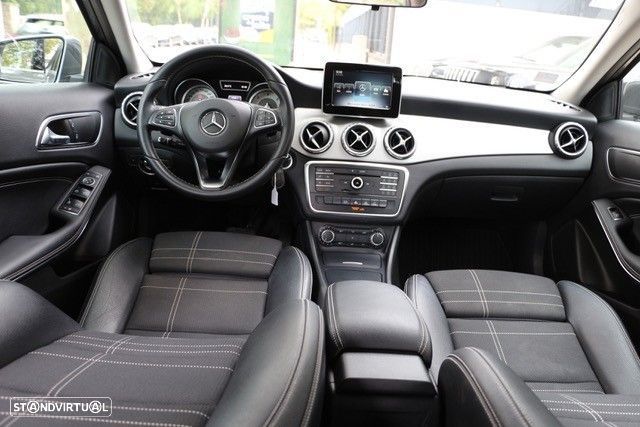 Mercedes-Benz GLA 180 CDI Urban Aut. - 11