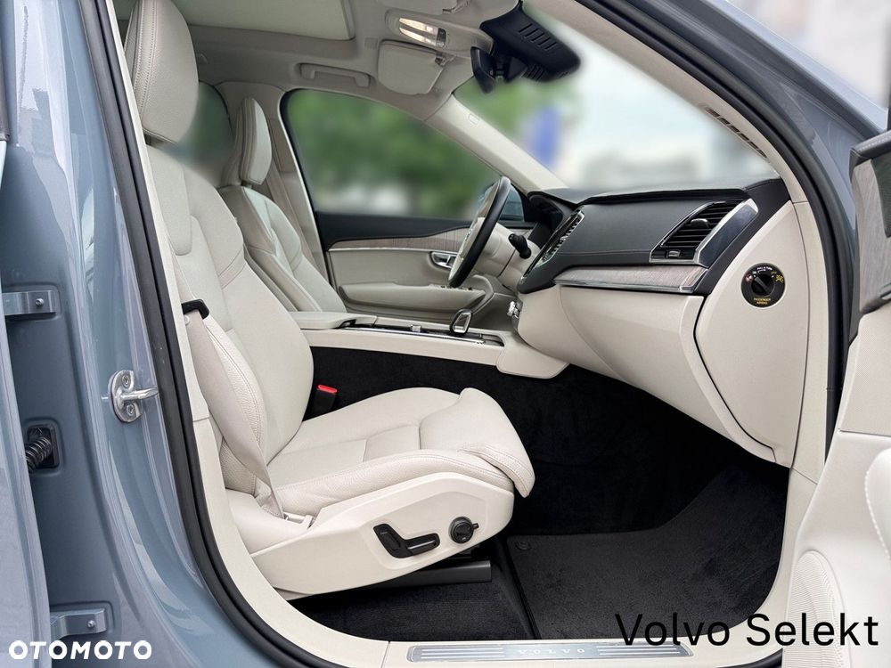 Volvo XC 90 - 28