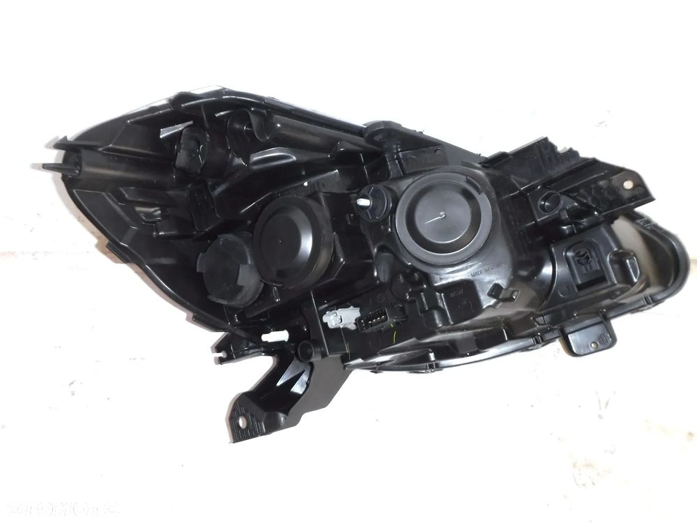 renault clio iii 3 lift lampa przód lewa nowa przednia z uszk - 5