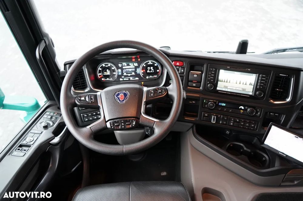 Scania G 280 / SOLO / 4x2 / CORTINĂ - 7,7 m / BDE / FULL AIRMATIC / PLUSĂ / PIELE - 32