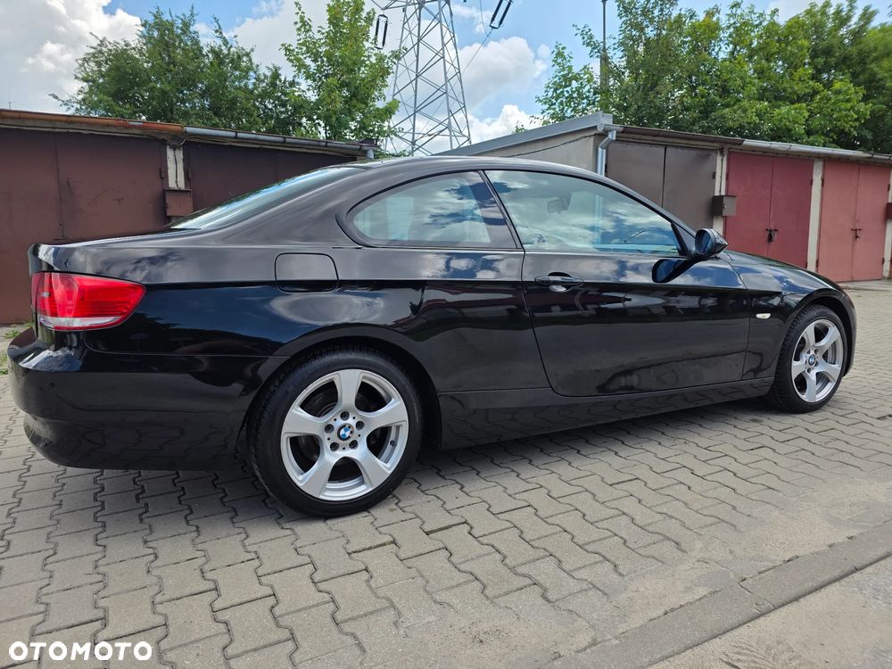 BMW Seria 3 320i Edition Exclusive - 25