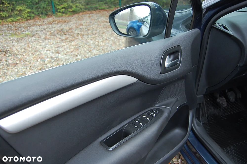 Citroën C4 HDi 90 Selection - 16