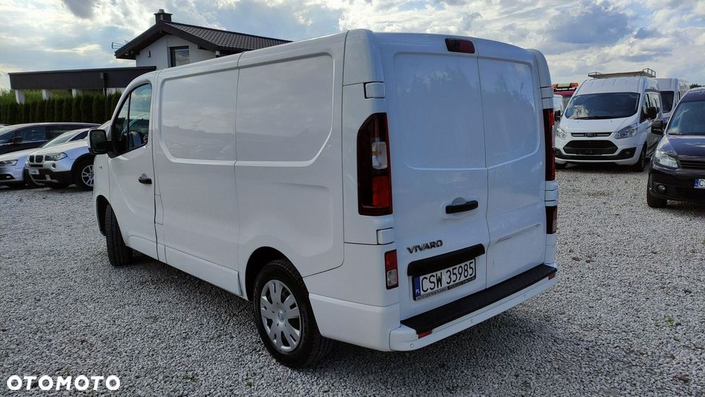 Opel Vivaro - 2
