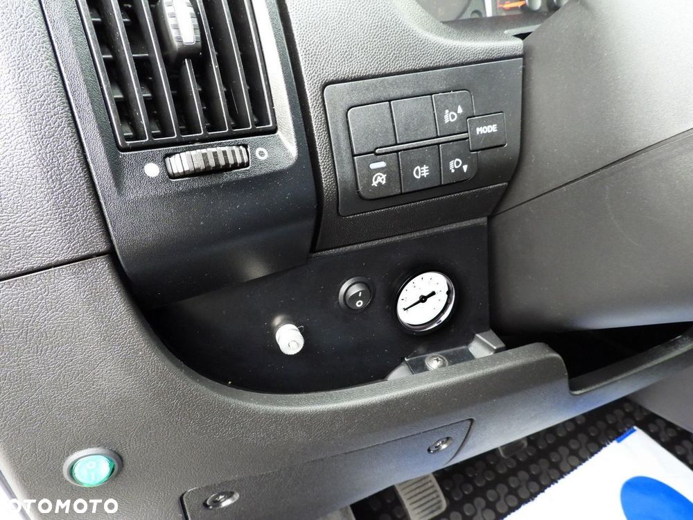 Peugeot BOXER PLANDEKA 10 PALET TEMPOMAT PNEUMATYKA KLIMATYZACJA  165KM - 27